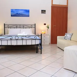 Bed & Breakfast Mitilini Station