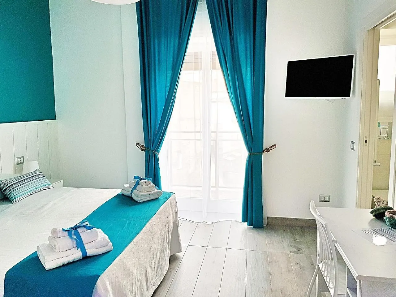 #Zonaporto Bed & Breakfast Naples