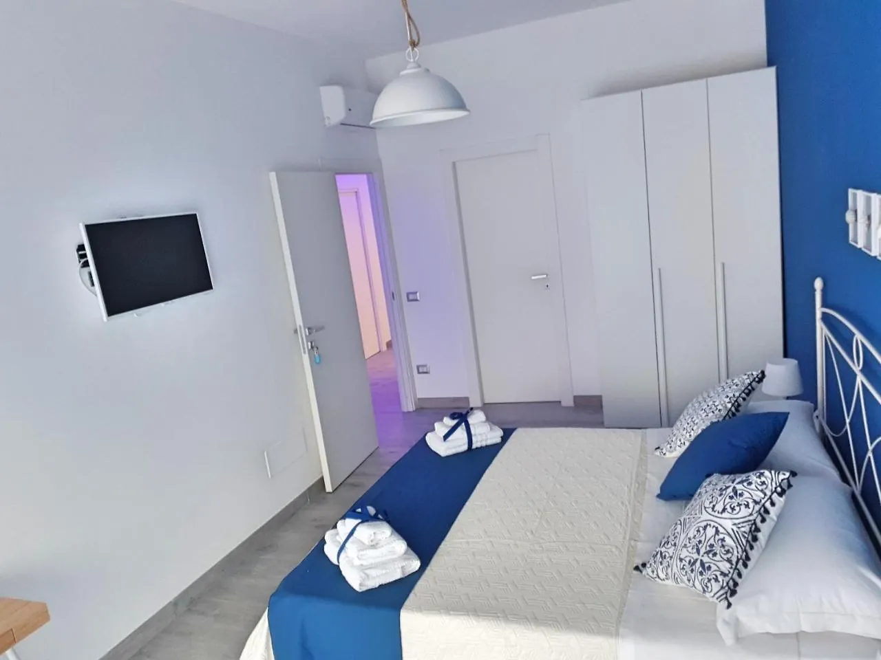 #Zonaporto Bed & Breakfast Naples