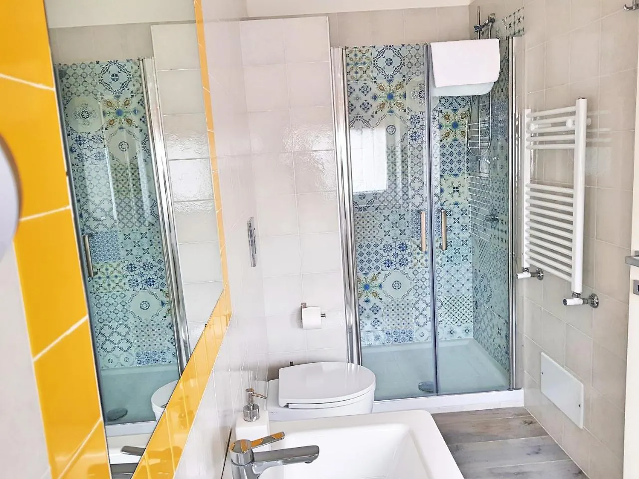 #Zonaporto Bed & Breakfast Naples Italy